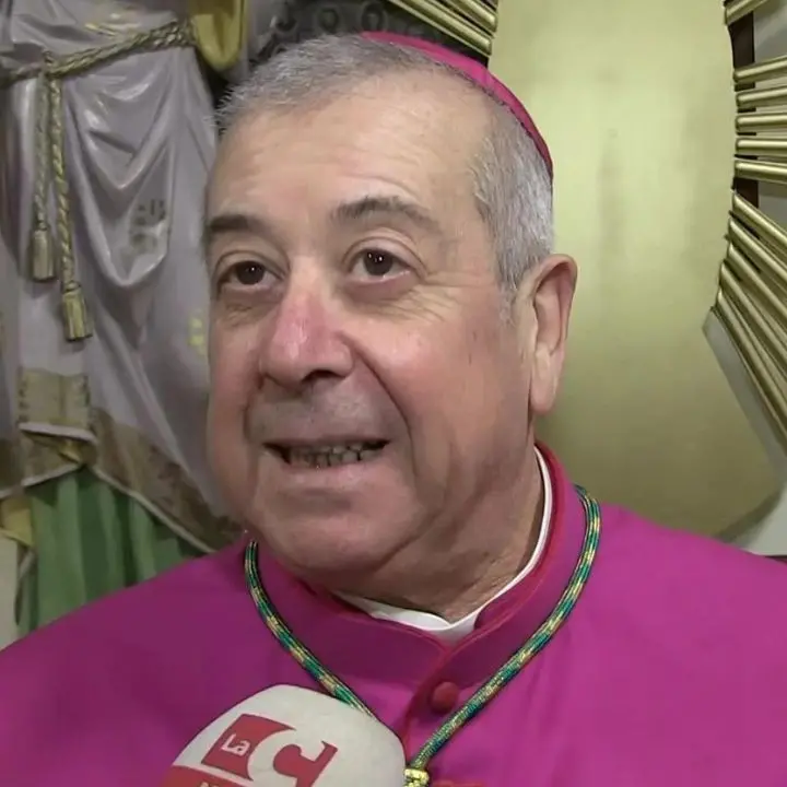 Cosenza, intervista a Monsignor Checchinato: «La Madonna sa cogliere il disagio delle persone» | VIDEO