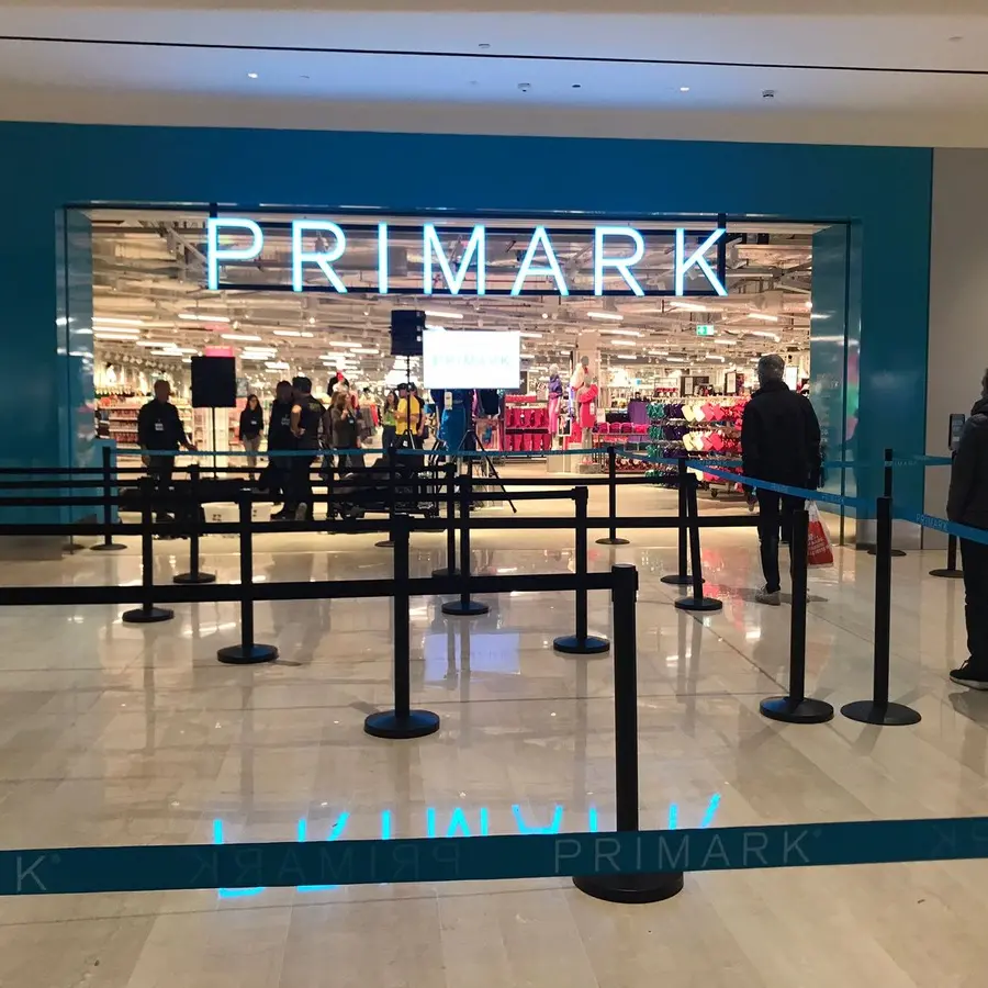 Primark a Rende, la storia infinita. Ecco perché ancora non apre