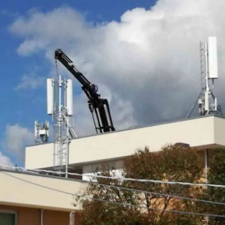 Antenne telefoniche ed elettromagnetismo, a Cirella un dibattito con il consigliere Laghi