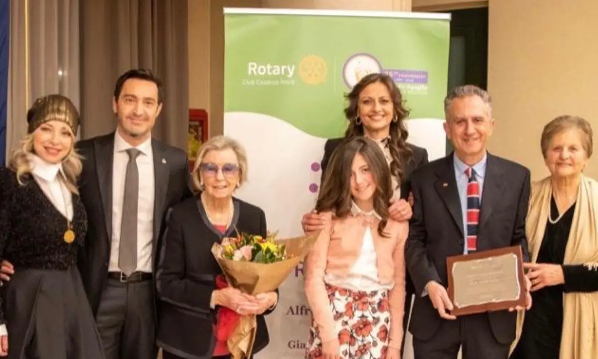 Rotary Club Cosenza Nord, iI Premio Ernesto d'Ippolito al Rettore dell'Unical Nicola Leone | FOTO