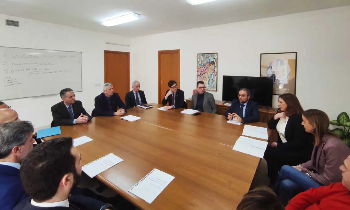 Medicina all'Unical, firmati i primi contratti di lavoro. Da giovedì in corsia all'Annunziata | I NOMI