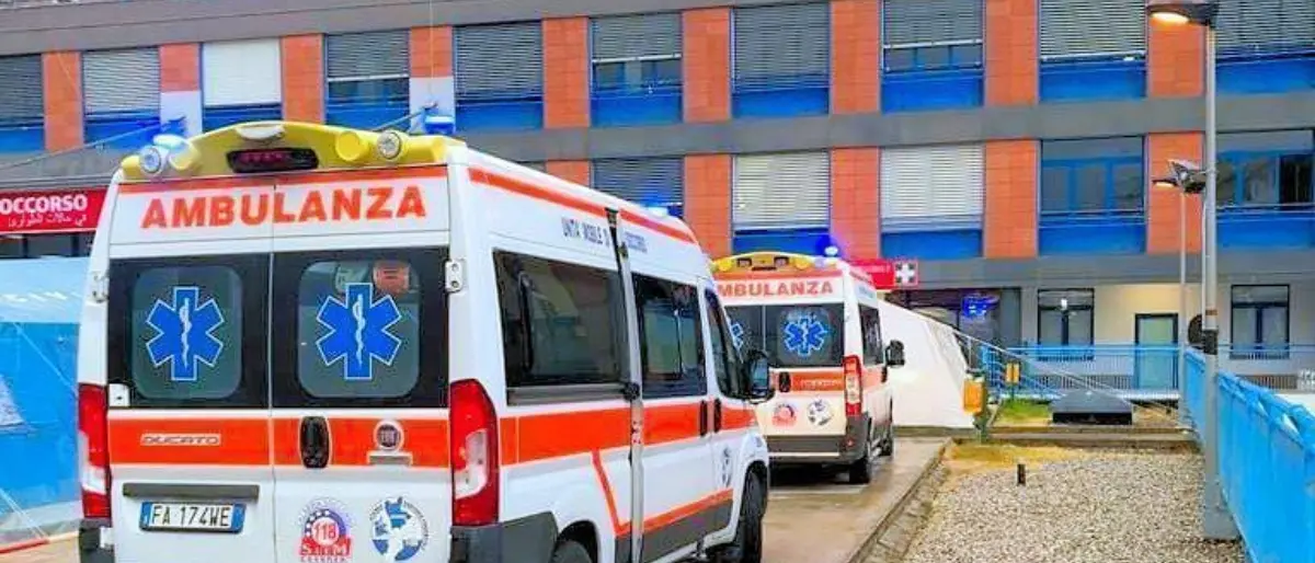 La denuncia: «Il pronto soccorso di Cosenza? Sembrava un set di un film...»