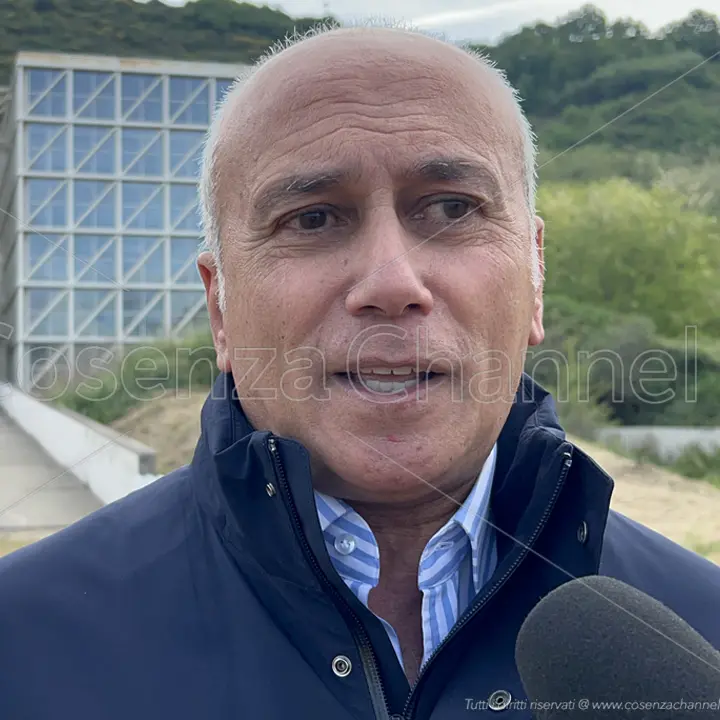 Franz Caruso a Salvini: «Faccia il bagno, ma non prenda in giro i calabresi»\n