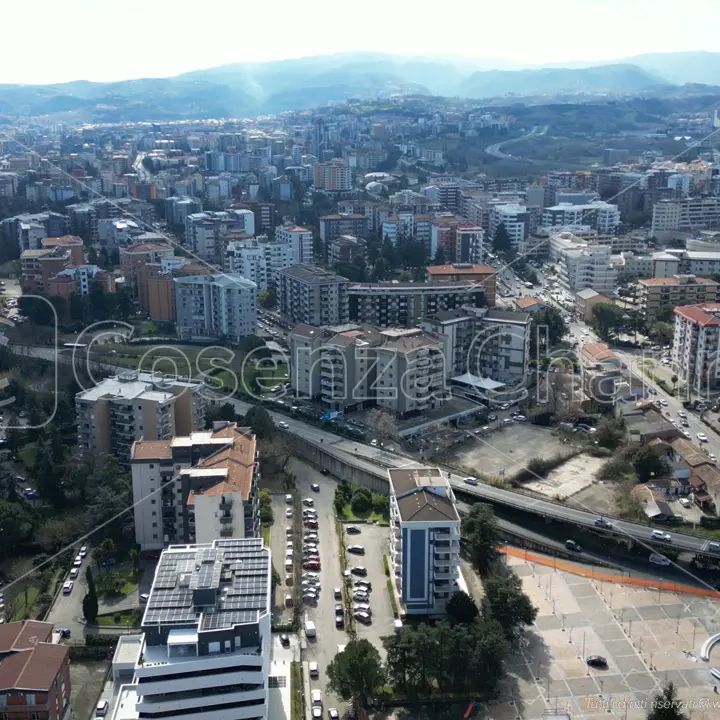 Città unica, l'ex sindaco di Cosenza Minutolo: «Siamo già in ritardo, procedere spediti»