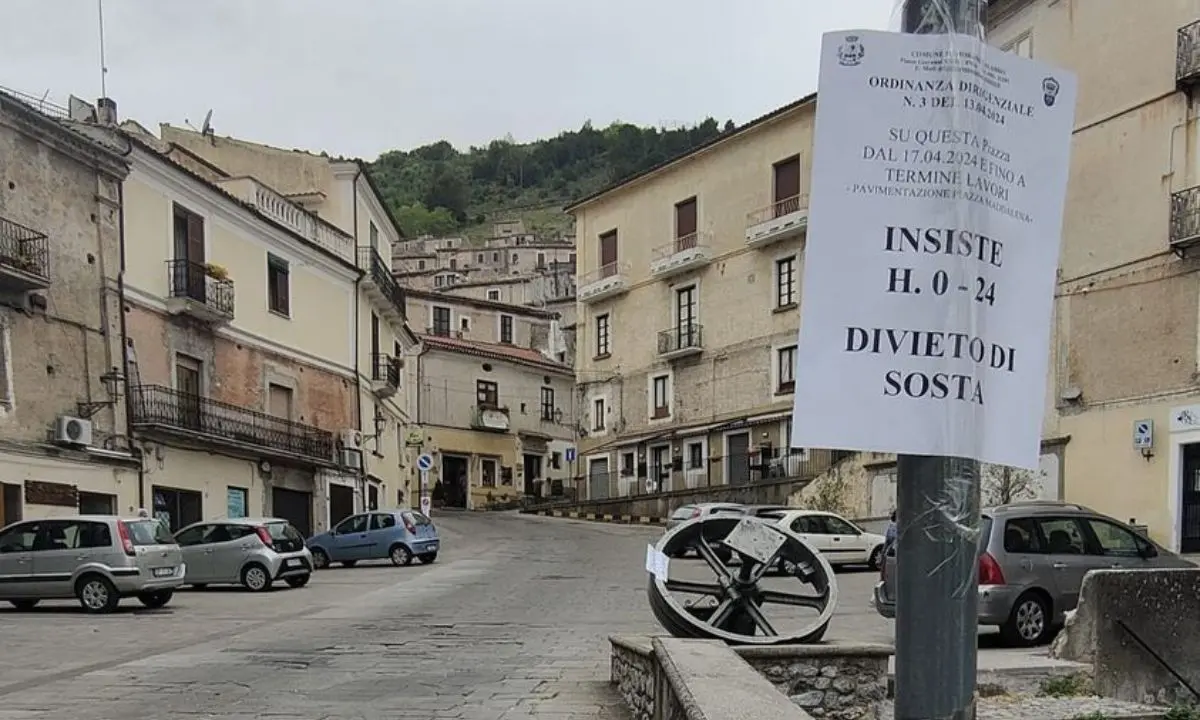 Morano Calabro, completamento di piazza Maddalena: riapre il cantiere