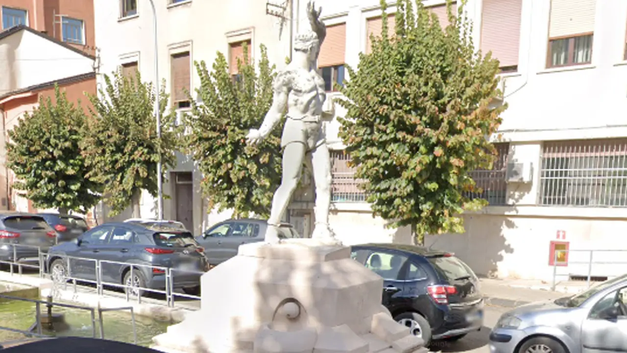 Cosenza, la giunta delibera per il restyling della Fontana del Balilla a piazza Crispi