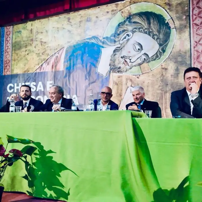 Acri, grande partecipazione per il convegno \"Chiesa e Massoneria. Le condizioni di un dialogo possibile\"