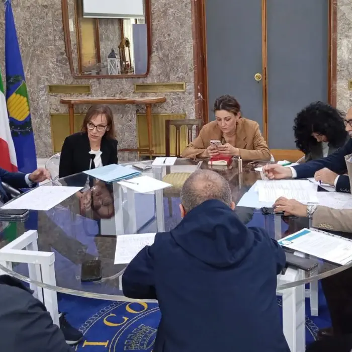 Cosenza, ecco come cambia la viabilità cittadina: la rotonda di viale della Repubblica sarà demolita