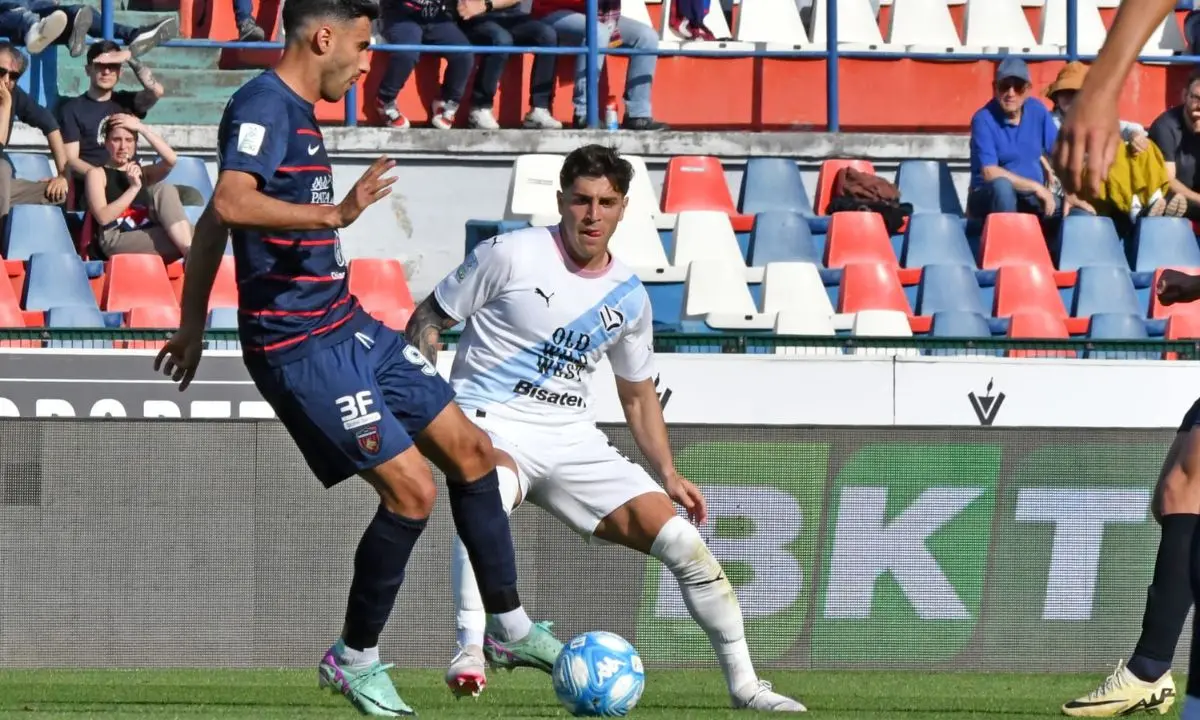 Cosenza-Palermo, sfida tra le due squadre peggiori rispetto al 23/24