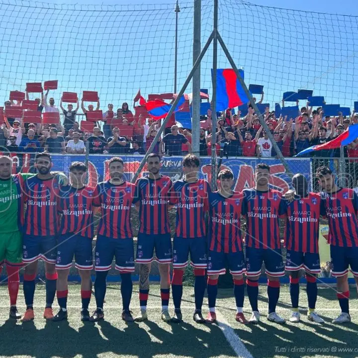 La Rossanese ritorna in Eccellenza. E in città scoppia la festa | FOTO