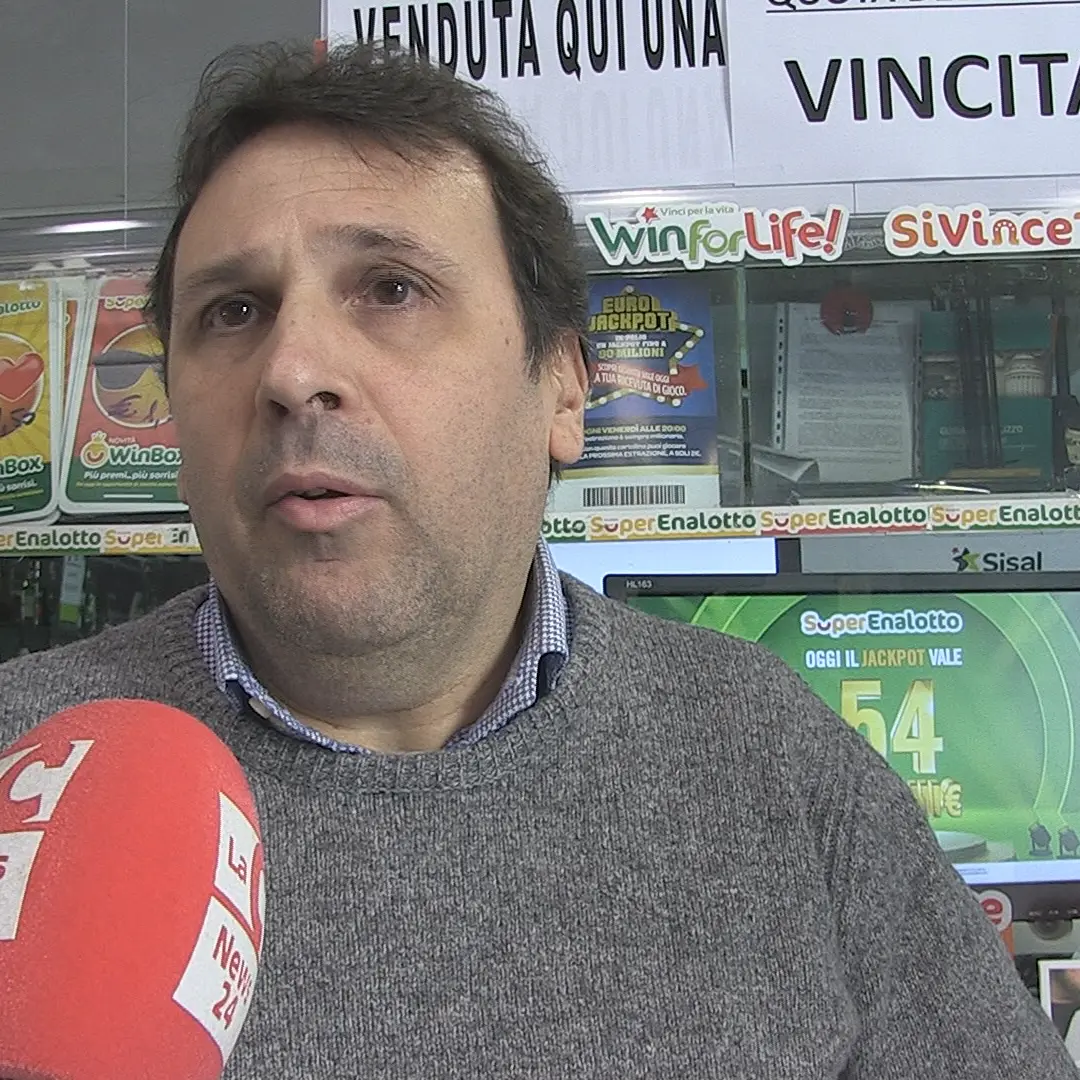 Superenalotto, a Rende al bar \"De Chiara\" si festeggia un nuovo milionario