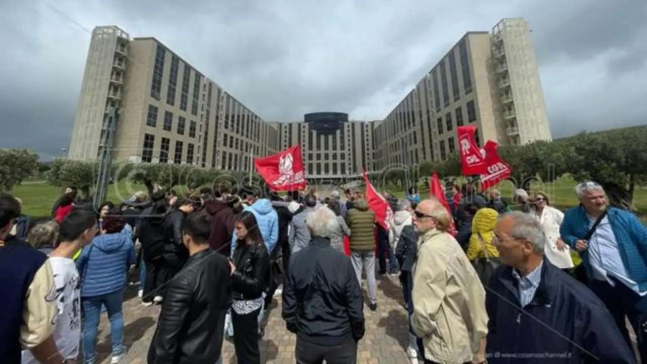 Ospedale di Acri, Capalbo \"spinge\" Occhiuto in consiglio comunale