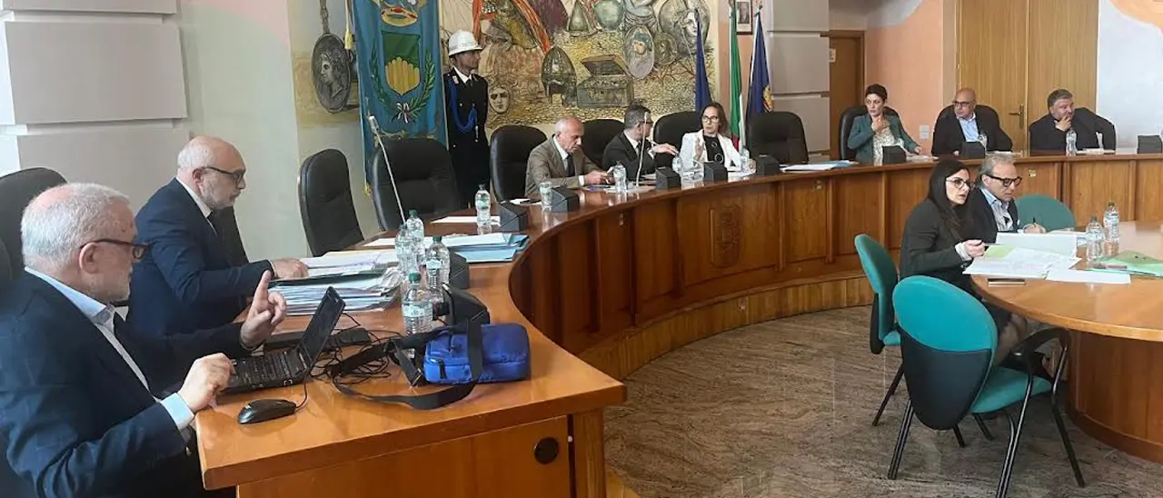 Cosenza, approvato il bilancio di previsione 2024-2026