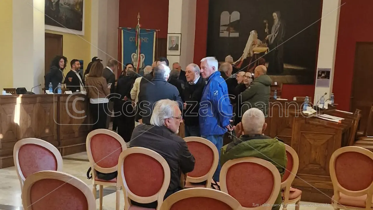 Cetraro in dissesto finanziario. Si dimette il presidente del Consiglio Giovanni Rossi