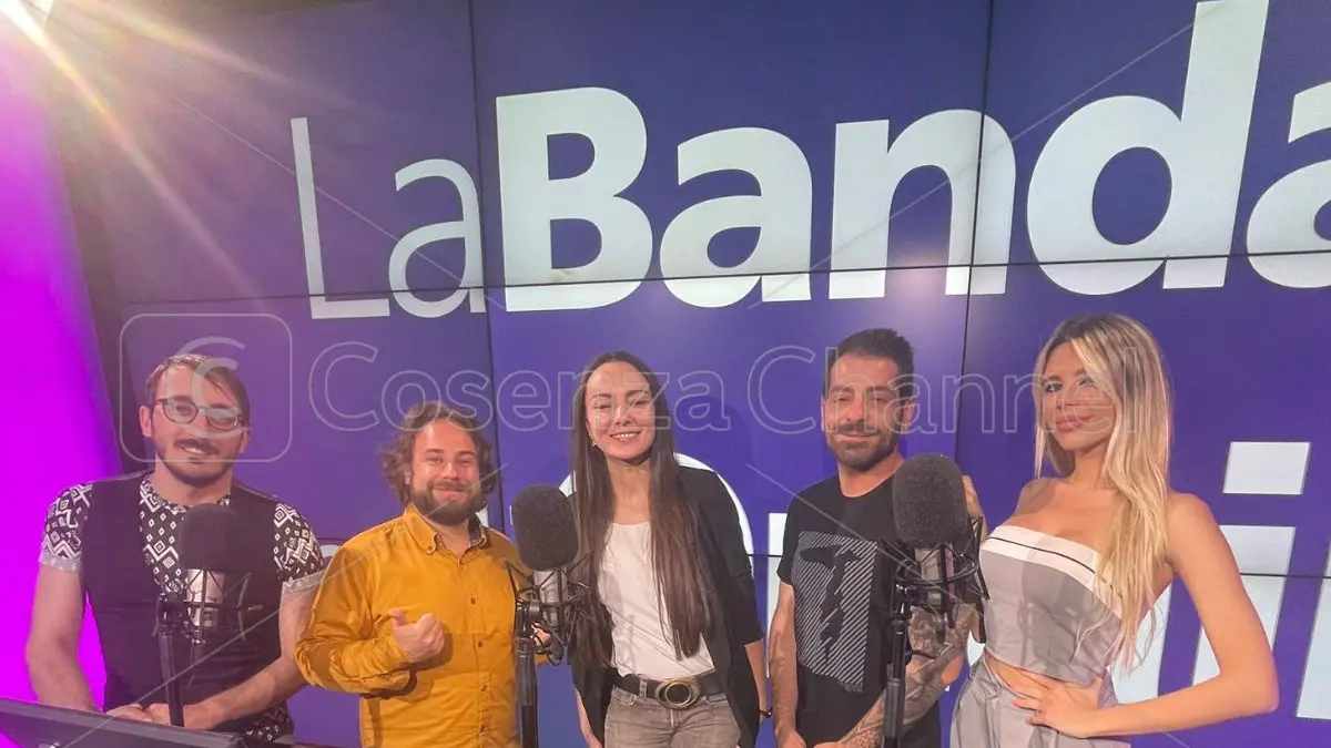 \"Cosenza in testa\", la regista e attrice calabrese Caterina Misasi presenta il suo cortometraggio ai microfoni di LaC OnAir