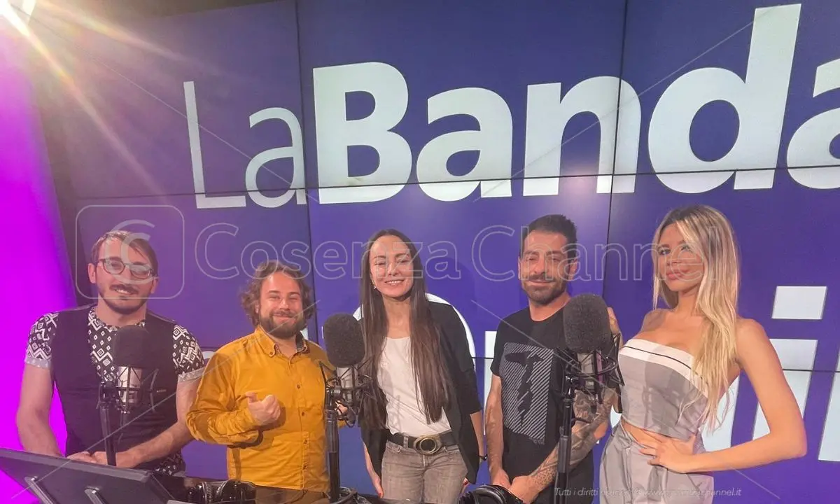 \"Cosenza in testa\", la regista e attrice calabrese Caterina Misasi presenta il suo cortometraggio ai microfoni di LaC OnAir