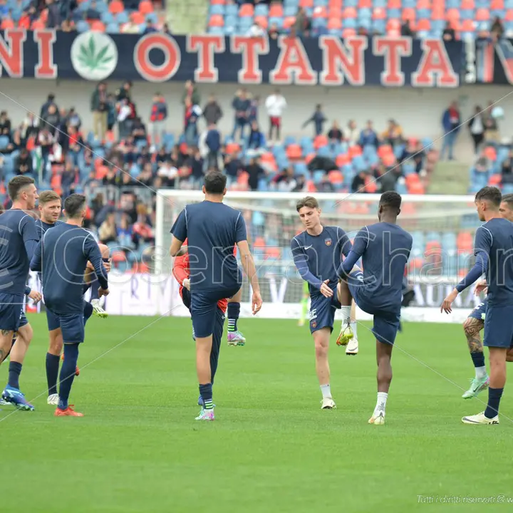 Cosenza, la società manda la squadra in ritiro punitivo