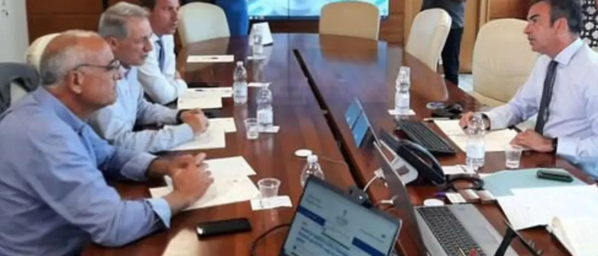 Sanità in Calabria, Occhiuto incontra i sindacati: «Sistema da ricostruire»