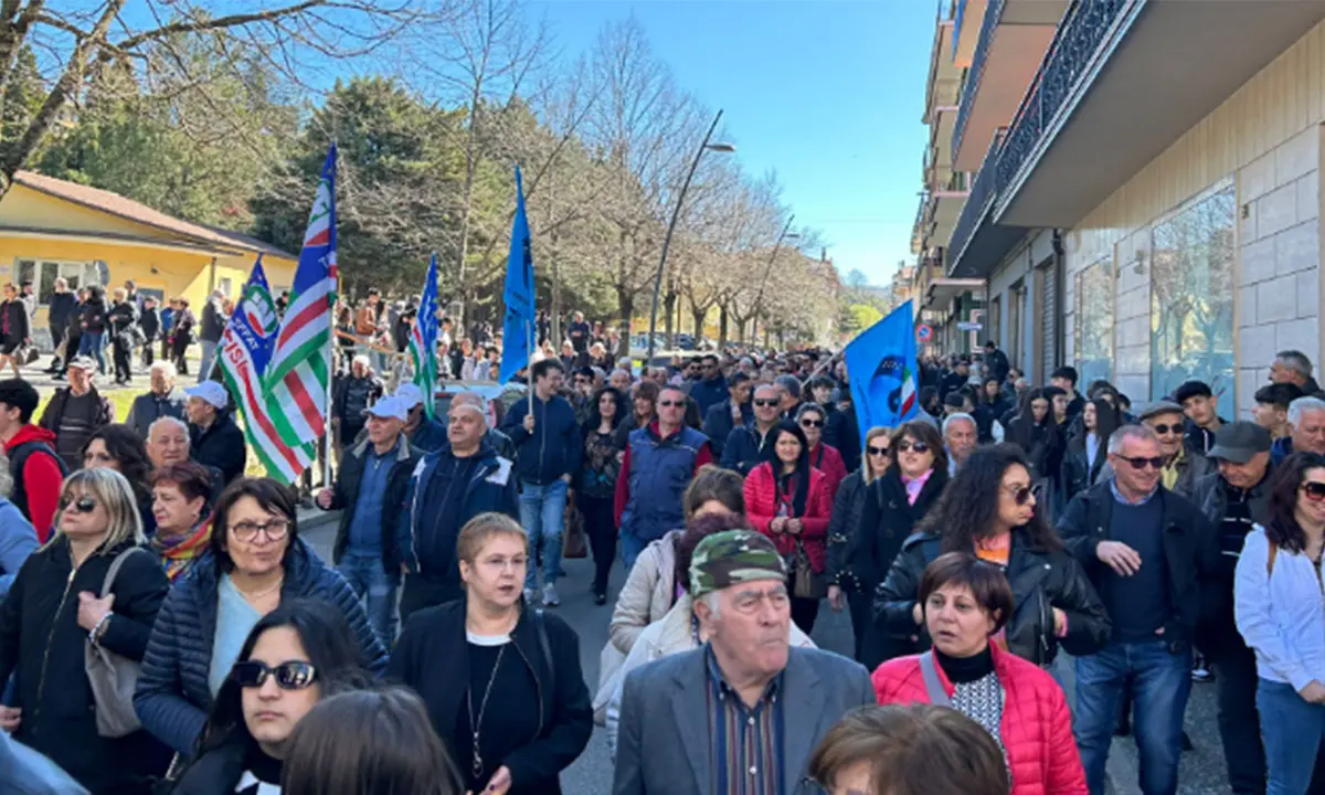 Acri, tutti in piazza per dire no alla riorganizzazione della rete ospedaliera
