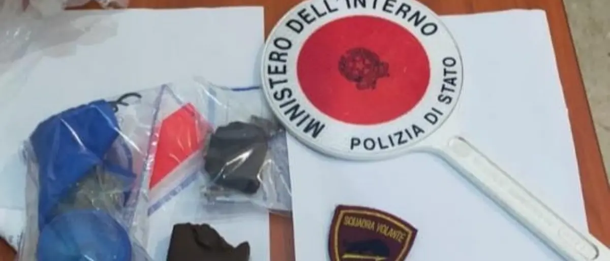 Sicurezza, verifiche della polizia in tutta la provincia: 129 posti di controllo e 12 denunce