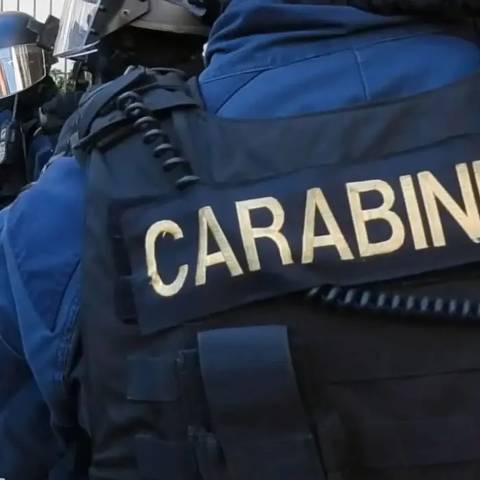 Latitante catturato nella Locride, si nascondeva a Benestare