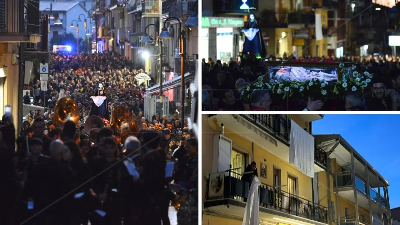 Acri, migliaia di fedeli alla processione del Venerdì Santo: tra fede e tradizione