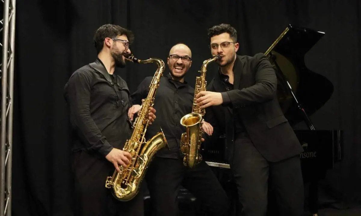 Al \"Gulliver\" di Rende l'esibizione di Danilo, Daniele e Mattia sotto lo sguardo di Valentin Kovalev