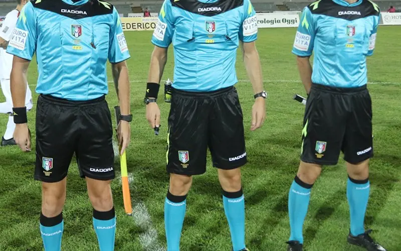 Cosenza-Siena: dirigerà Massimi di Termoli. E' l'arbitro che \"invocò\" Braglia