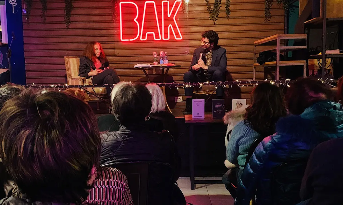 La poesia repentina di Daniel Cundari ipnotizza il pubblico del Bak