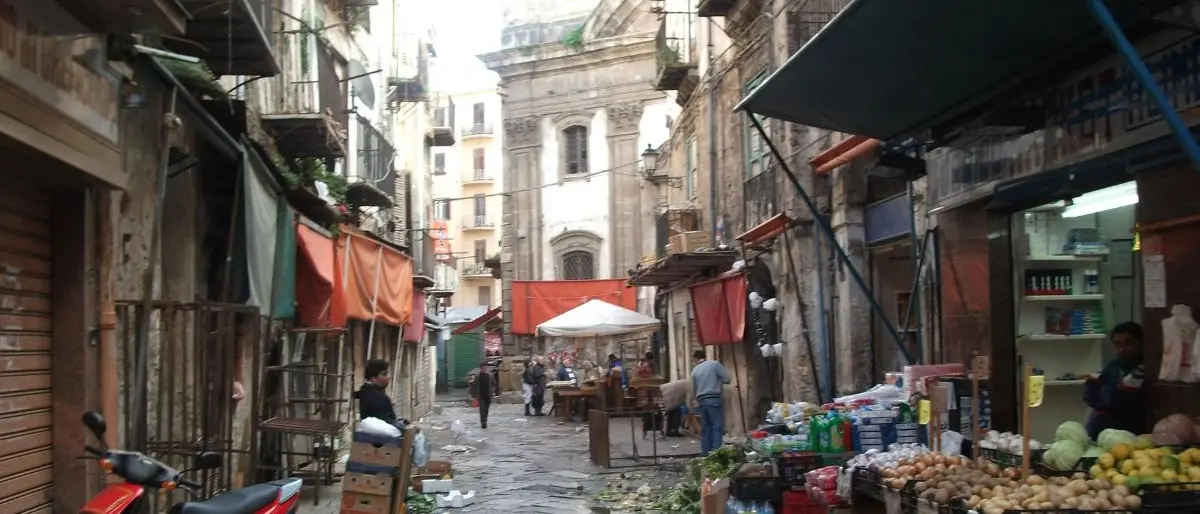 Vagava per le strade di Palermo, ritrovato 14enne di Catanzaro