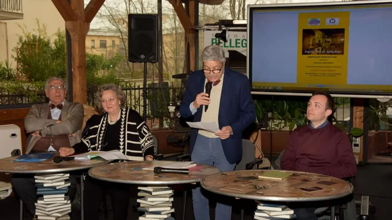 Cosenza, alla Terrazza Pellegrini un incontro dedicato al poeta apriglianese Angelo Piro