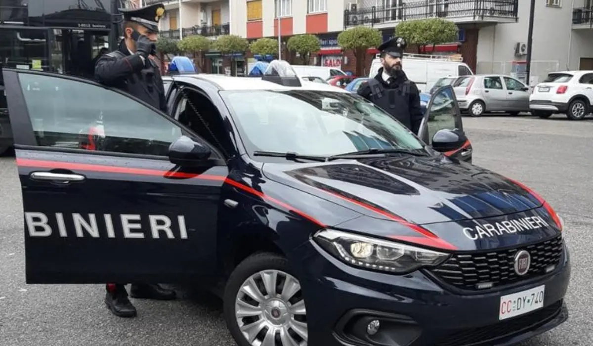 Estorce denaro alla madre, arrestato 44enne di Cosenza
