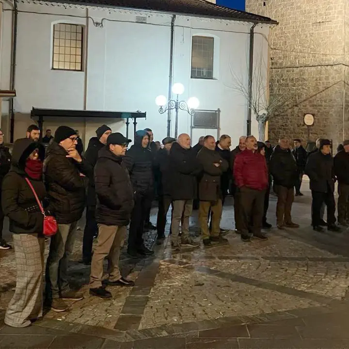 Longobucco, in un'assemblea pubblica denunciati tentativi di censura