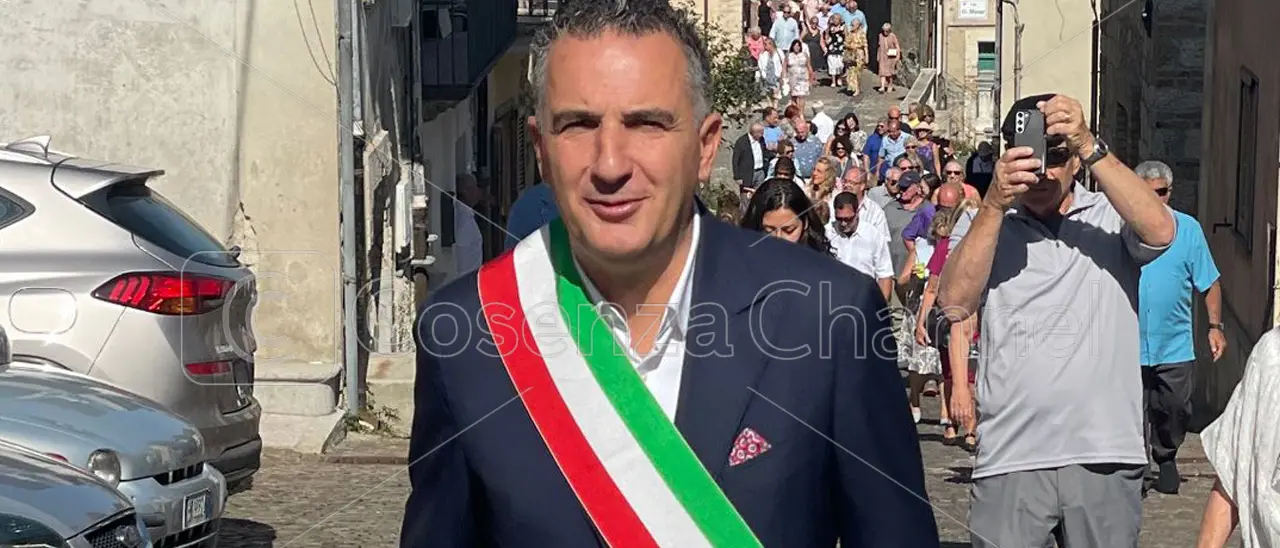 Città unica, Greco: «Il referendum della Regione come le elezioni nella Russia di Putin»