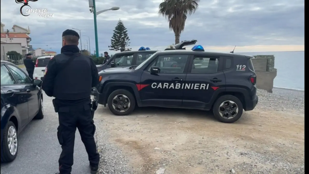 Cetraro, colpi d'arma da fuoco verso una struttura che ospita migranti