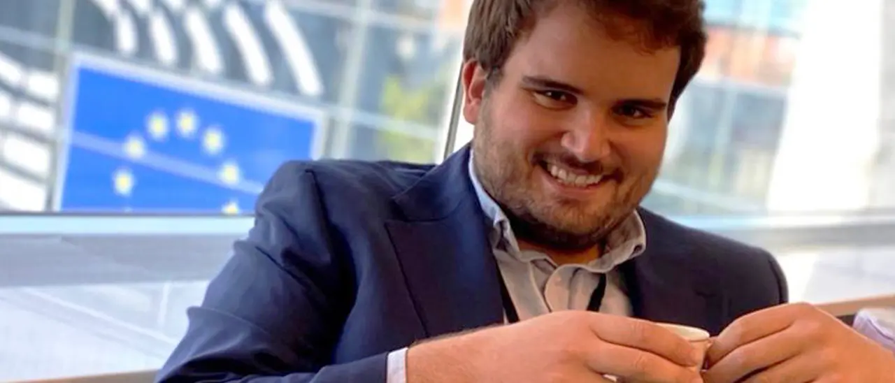 Pecoraro: «Facciamo la città unica. Ma parliamone, non vogliamo intestarci la battaglia del no»