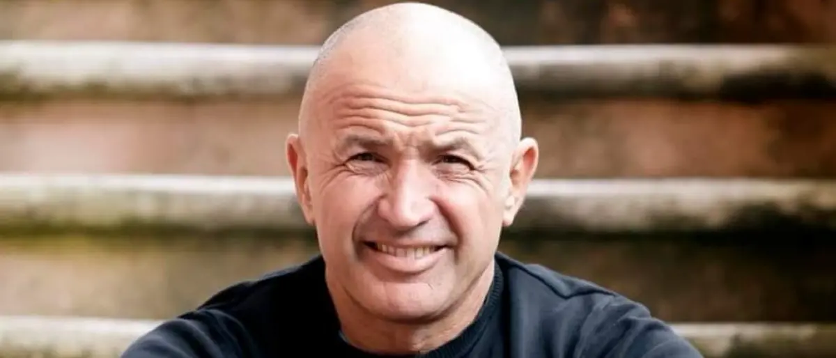 Iannacone arriva al teatro Rendano di Cosenza. «La resistenza è la nostra forza»