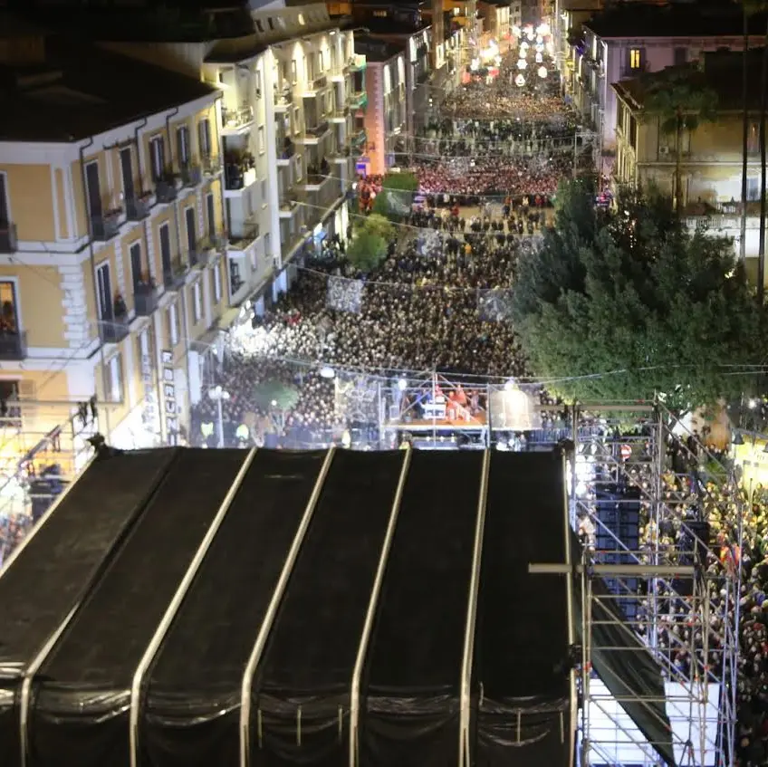Cosenza, svelati i gruppi spalla di Brunori per il concerto di Capodanno\n