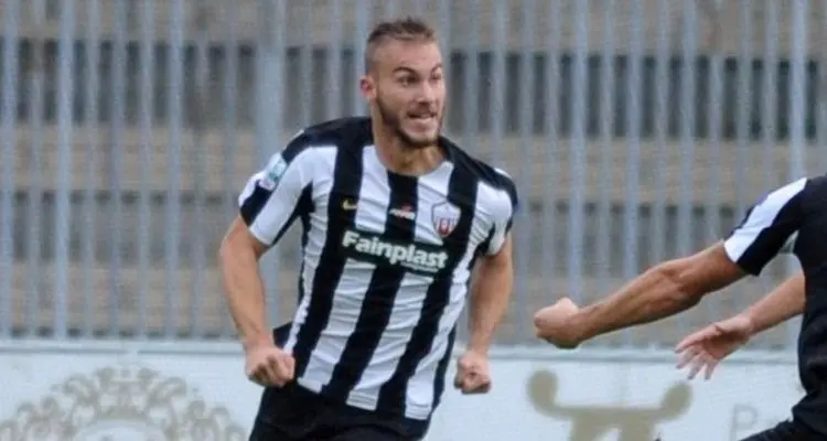 Perez ha detto sì. L'agente nel pomeriggio sarà a Cosenza per chiudere