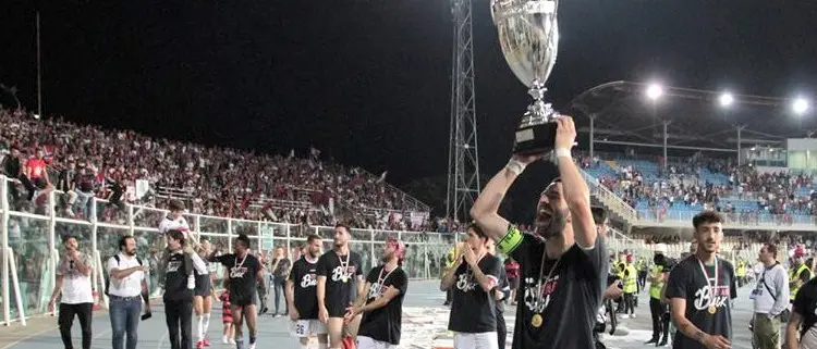 Corsi: «Facciamo come allora. Vedrete un Cosenza diverso in campo...»