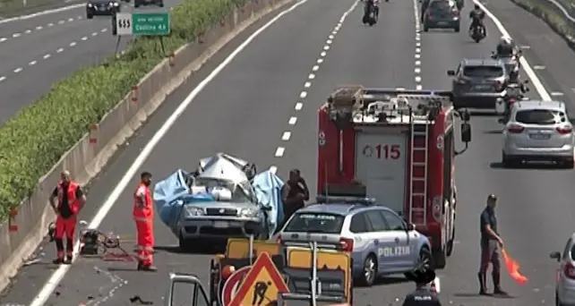 Incidente a Frosinone, famiglia di Rossano distrutta: indagato l'autista del van