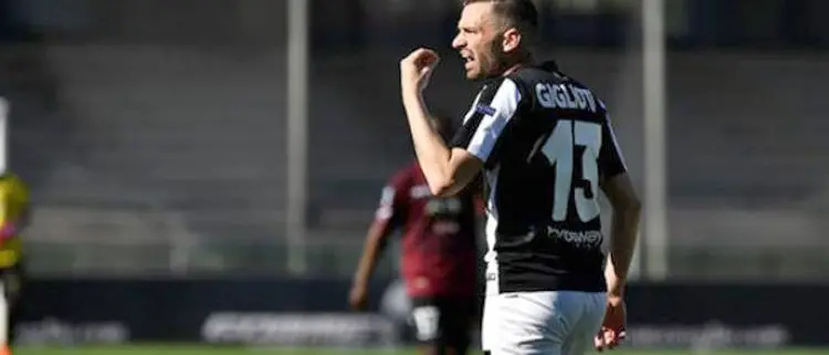 Mercato: Kozak e Dainelli a Livorno. Salernitana, preso Gigliotti si va su due argentini