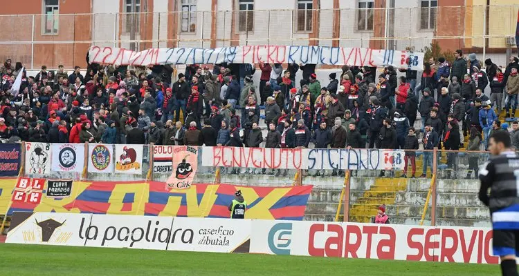 Cosenza, futuro in bilico per una storica gemellata dei lupi