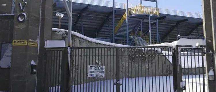 Il Cosenza ha svolto la rifinitura. Ma a Viterbo sono orientati a rinviare la gara