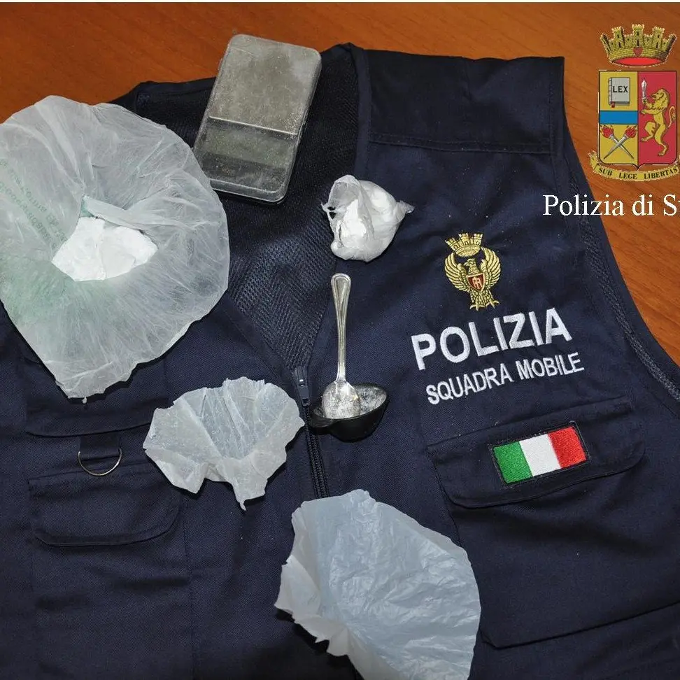 Cosenza, cocaina nascosta in un magazzino: arrestato 51enne