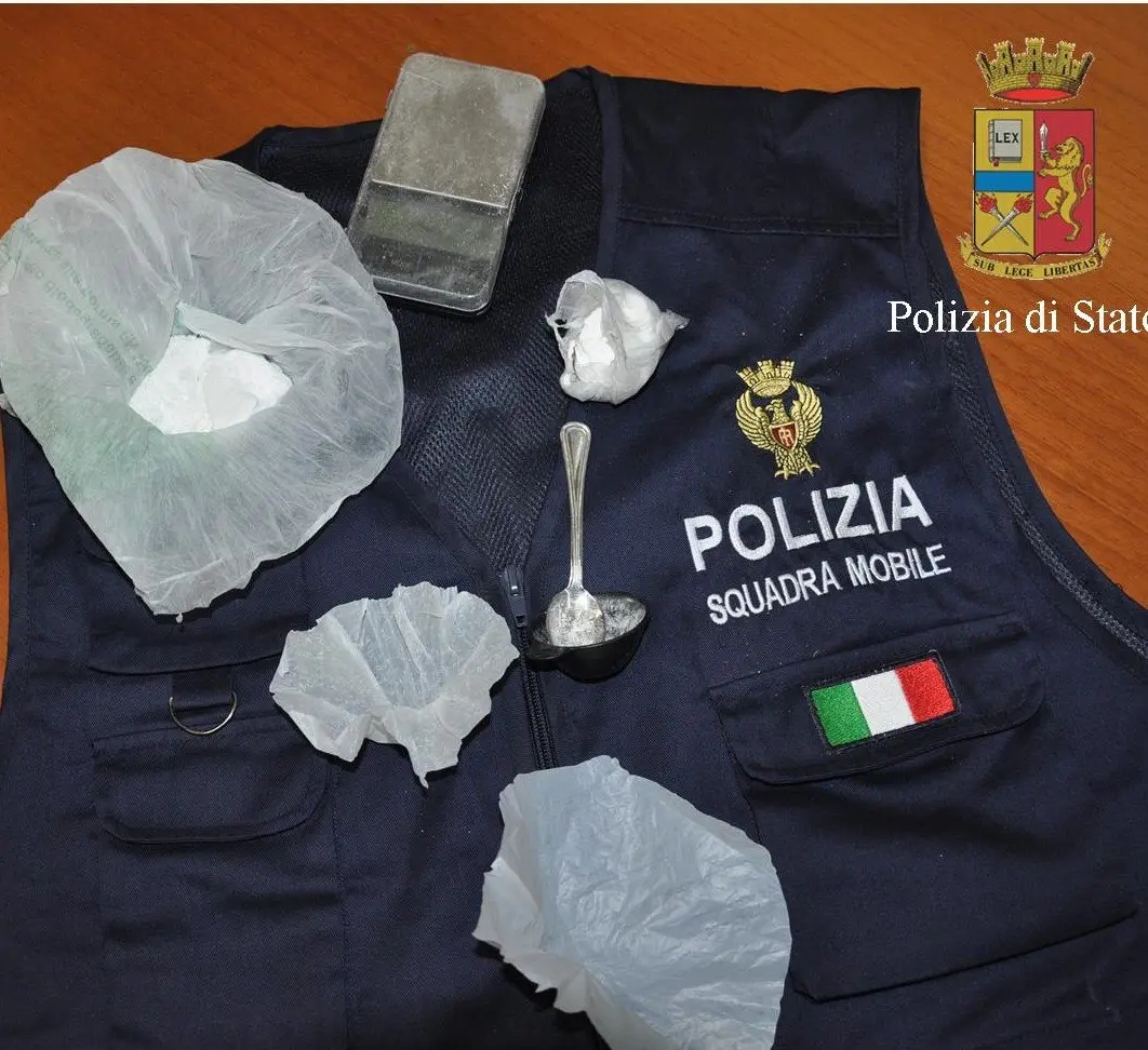 Cosenza, cocaina nascosta in un magazzino: arrestato 51enne