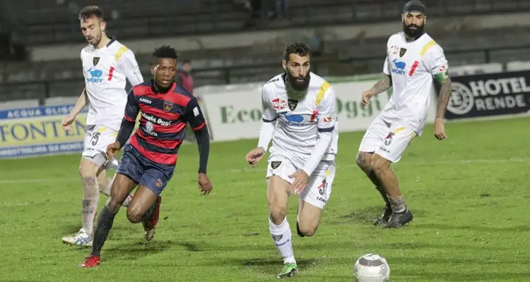 Cosenza-Lecce, precedenti in favore dei rossoblù