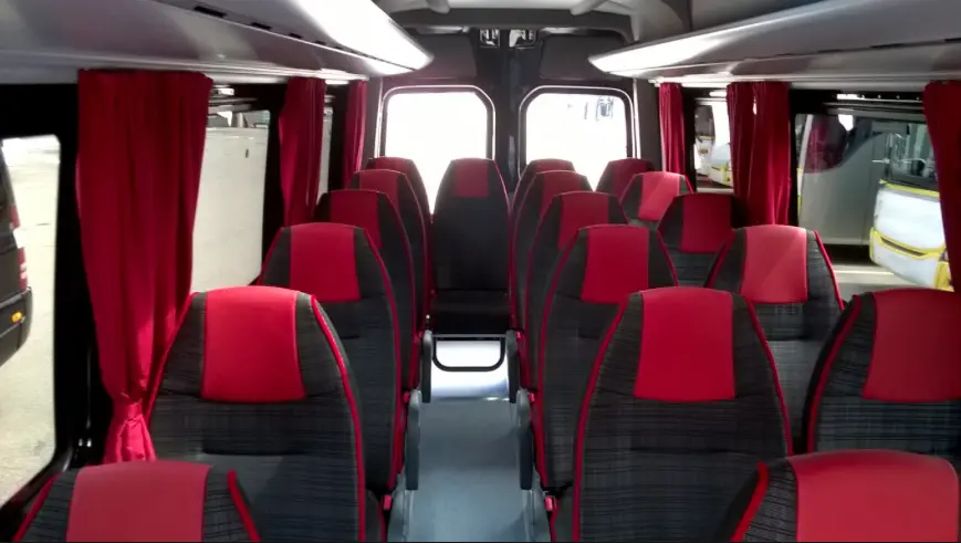 Intimidazione alla ditta \"Perrone bus\", esplosi tanti colpi di arma da fuoco