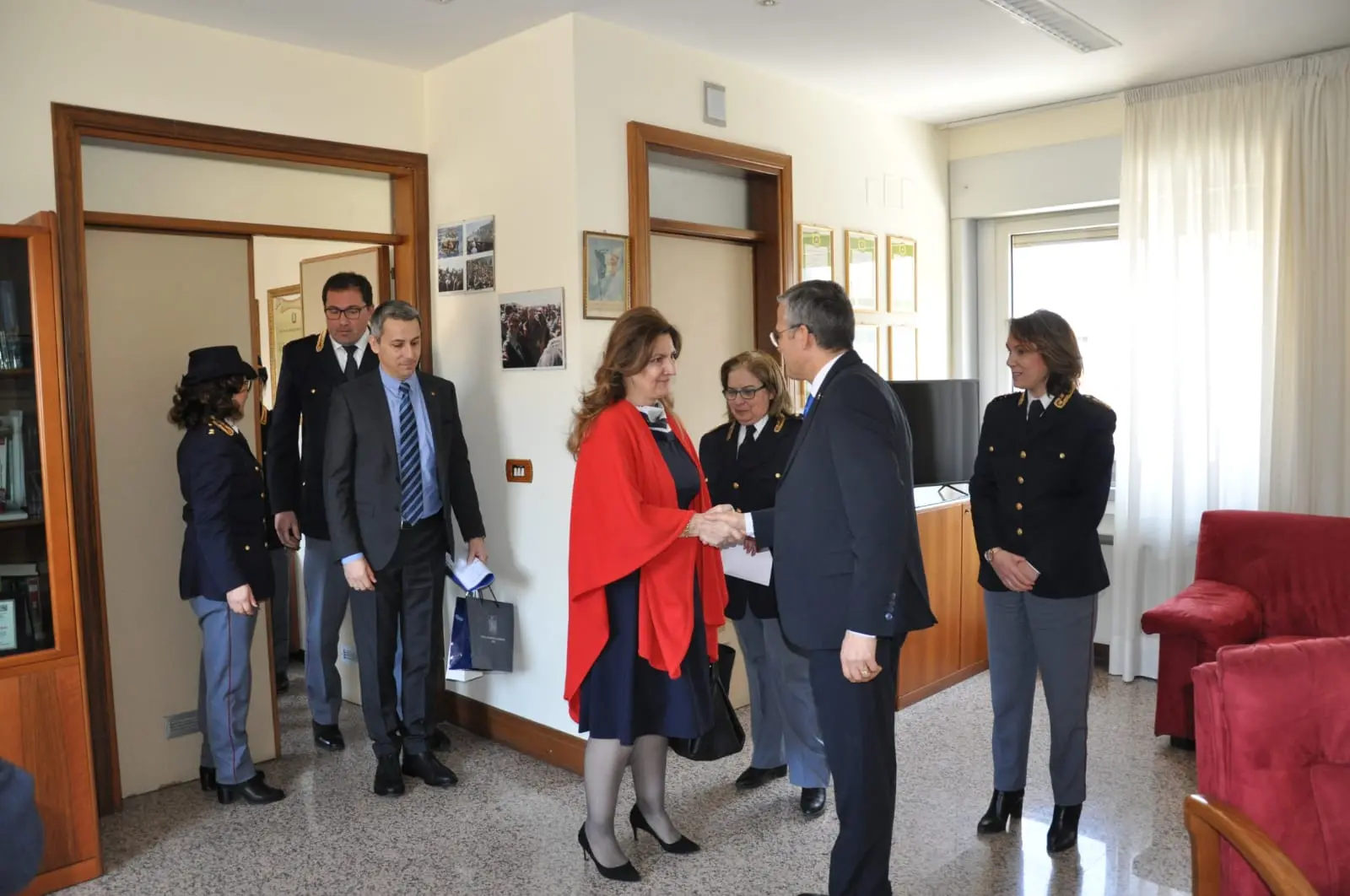 Visita del Console Generale di Romania alla Questura di Cosenza [FOTO]