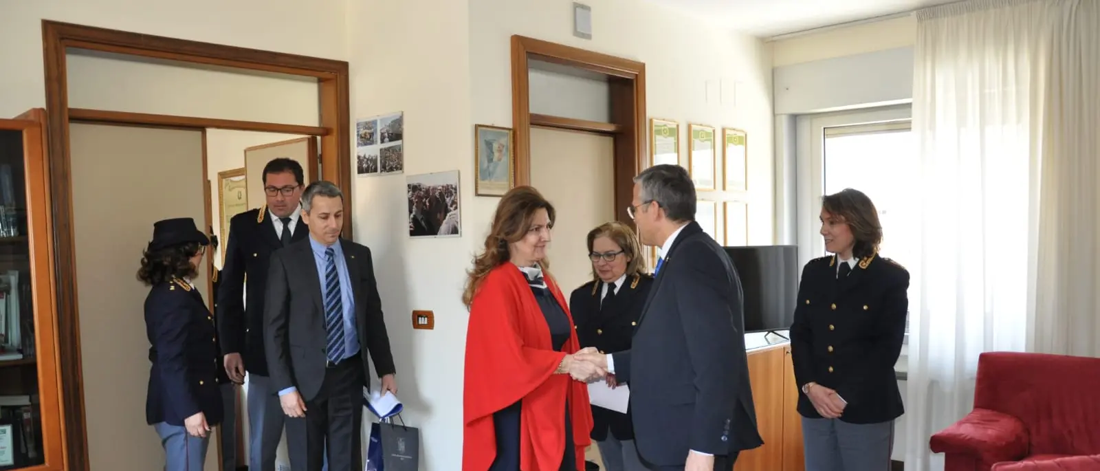 Visita del Console Generale di Romania alla Questura di Cosenza [FOTO]